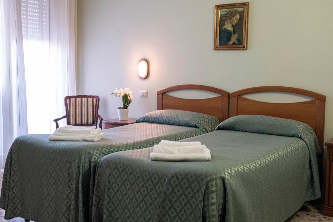 Villa Fatima, Casa Per Ferie ローマ エクステリア 写真